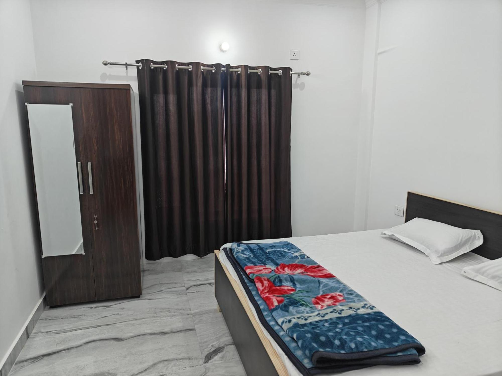 Non Ac Near Iim College Guest house